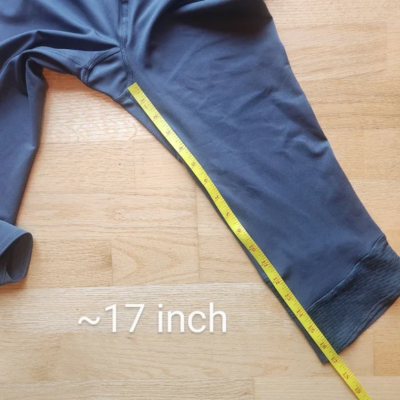 NWT Under Armour Capri - Picture 15 of 15